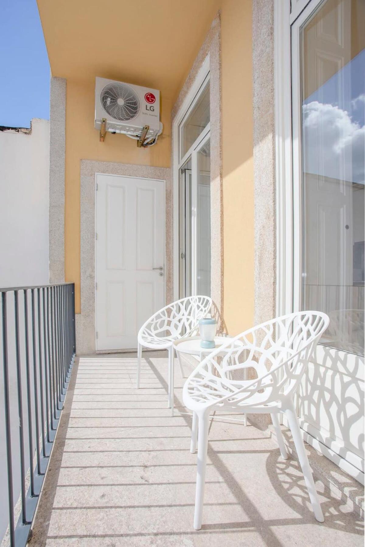 Liiiving In Porto - Downtown Balcony Studio Exterior foto